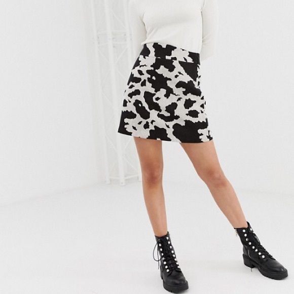 ASOS Dresses & Skirts - Asos Cow Print Skirt NWT Size 6